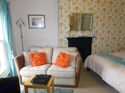 Bryn Derwen Guest House - image 14