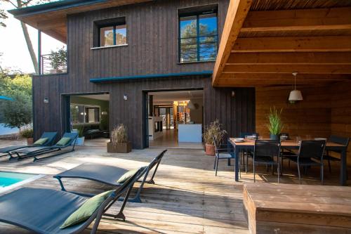 La Villa Nature Canopée du Lac (La Villa Nature Canopee du Lac) in 塞纽斯