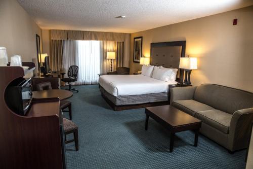 Holiday Inn Express Hotel & Suites - Novi an IHG Hotel - image 11