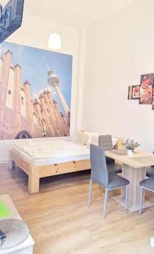 Green Apartment KM1 Small two-room apartment with terrace, Berlino (foto 9)