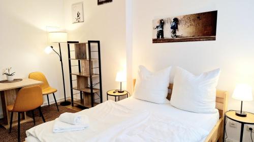CityStay Karl-Marx-Str I Cozy Apartments with Terrace, Berlin (Foto 4)