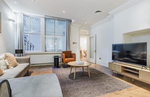 Mayfer Best Apartment - image 9