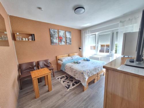 Sobe-Apartmani Modriča - image 11