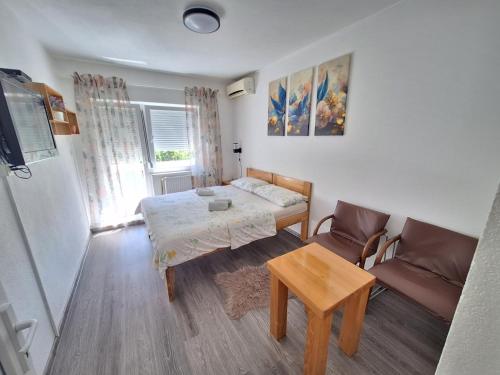 Sobe-Apartmani Modriča - image 8