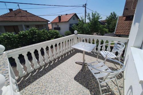 Sobe-Apartmani Modriča - image 9