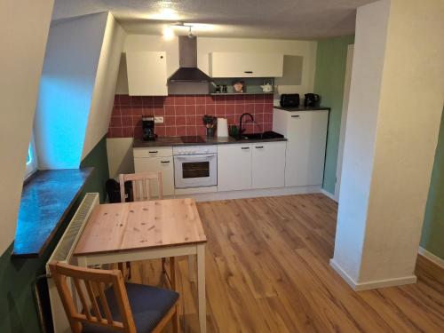 virtuve, Ferienwohnungen im Reetdachhaus in Rantrum