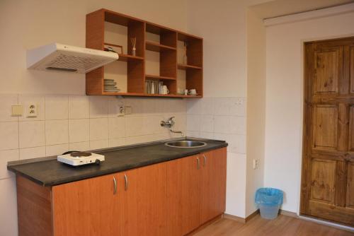 ห้องครัว, Penzion Locanda in ปิซาร์กี