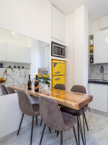 Penthouse in the greenery and silence