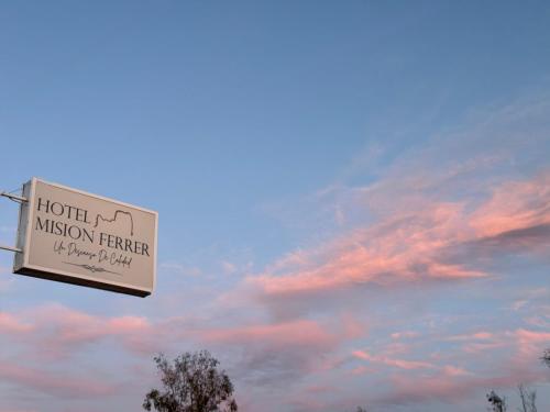Hotel Mision Ferrer in Ejido Eréndira