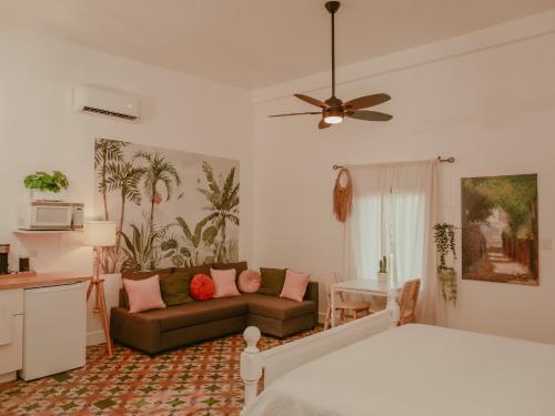 . Maison Rouge - Room 2
