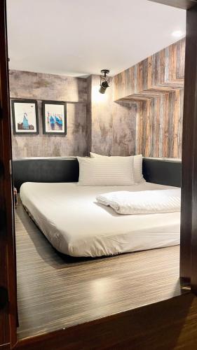 ذا فيرست نانون (The First Nanwan) in Kenting