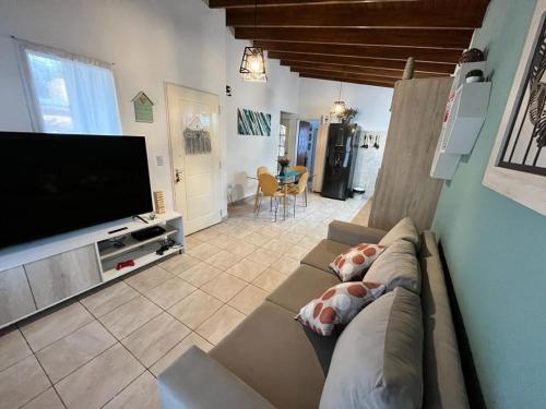 "Rincón de Olivos" Alojamiento entero en complejo con piscina ("Rincon de Olivos" Alojamiento entero en complejo con piscina) in Karpinterija