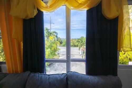Charming Valley View Studio in Piggotts