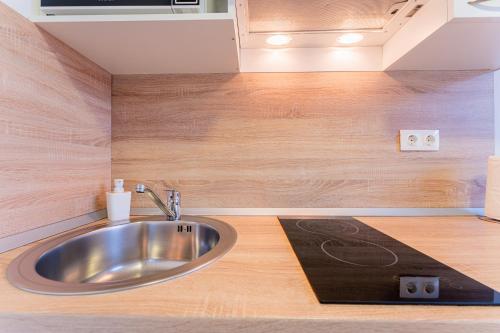 Flex SelfCheckIns 134 - Zagreb - Studio Apartment - Centre, Zagreb (photo 9)