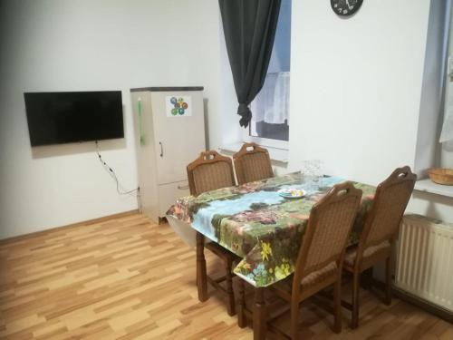 Ferienwohnung Axel - nahe Chemnitz in 林巴赫-奧伯弗羅納