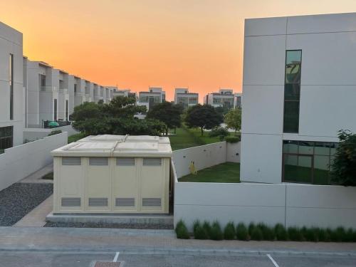 Luxurious Meydan Dubai 6 BED Villa Unparalleled Views, Dubai (foto 6)