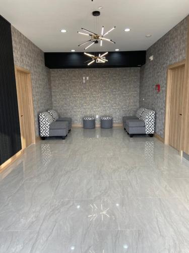 LiV Inn & Suites Houston 4