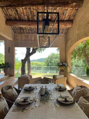 Villa Quercia Grand Confort dans Oasis de Calme in L'Escaillon