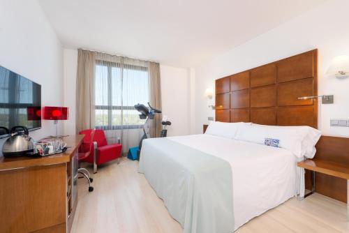 Tryp Zaragoza Hotel Prices Photos Reviews Address Spain - 