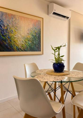 Loft with balcony and garage minutes away from corporate axis