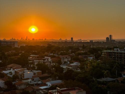 Loft with balcony and garage minutes away from corporate axis