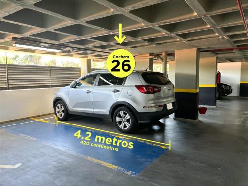 Loft with balcony and garage minutes away from corporate axis