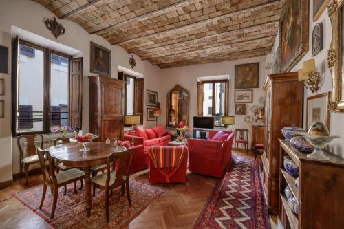NOBILIA - Roof Garden Penthouse near Navona Square, Roma (foto 6)