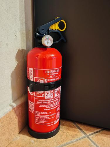 OVERNIGHT No4 - Arcade, Kino, Airhockey, Dart