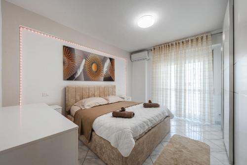 Three-Bedroom Apartment image 3