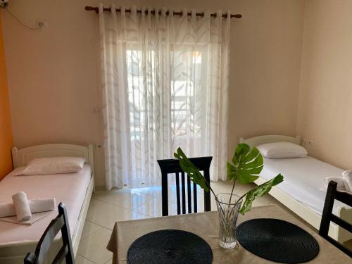 Hotel Metali - City Centre – Saranda, OR