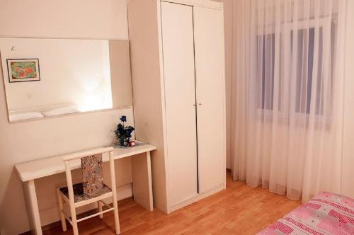 Two-Bedroom Apartment Standard image 5