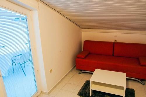 One-Bedroom Apartment image 7