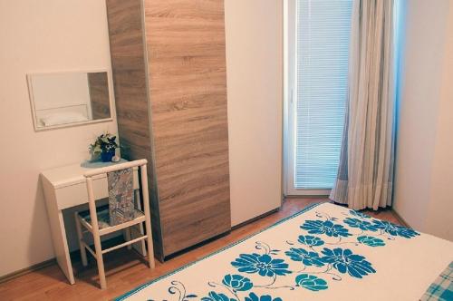 Two-Bedroom Apartment image 3