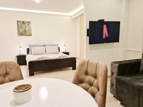 Apartment image 3
