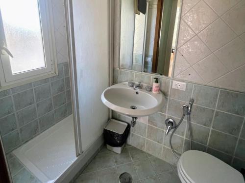 Bed Bike Breakfast Appartamento Piramide, Рим (фото 2)