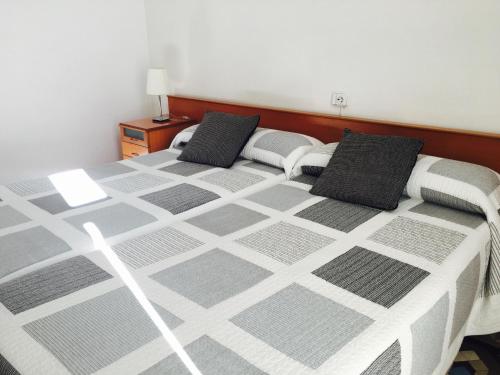 Double or Twin Room with Balcony and with Private Bathroom image 10