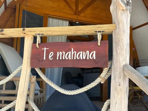 Tiki Beach Moorea , Piscine & Petit Déjeuner