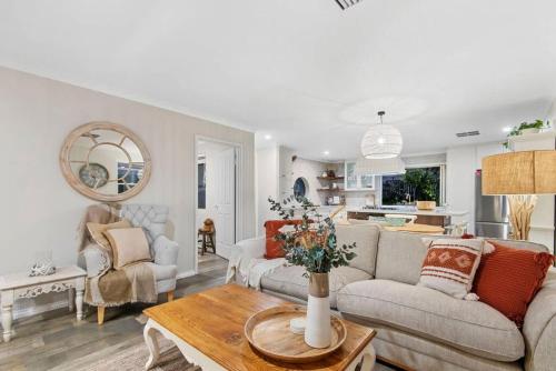 Coastal Retreat Modern Home in Scarborough – khách sạn tại Scarborough