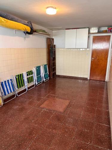 Casa con jardin metros del mar en Mar del Plata in Barrio Constitucion