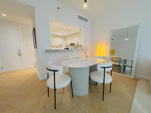 Burj KhalifaView Luxury 1-Bedroom Apartment, Dubaj (zdjęcie 4)