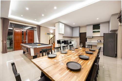 Facilities, Moon Shade Pool Villa Pattaya in Bang La Mung