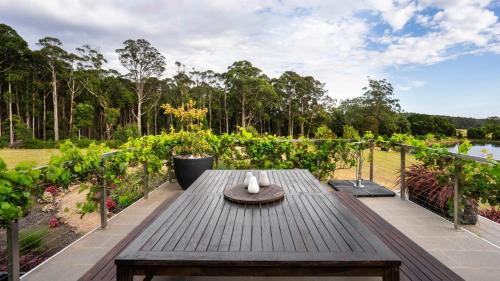Maple Rise Daylesford in Korweinguboora