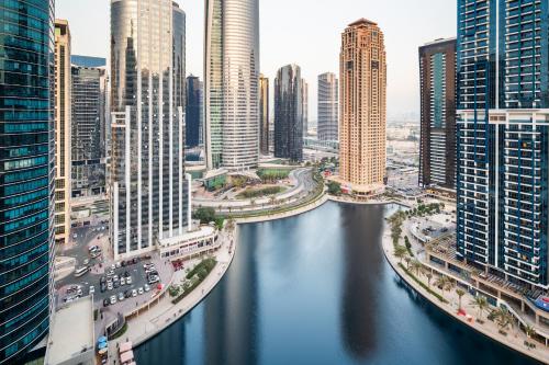 Modern Studio Apartment In Lake View, Dubai (foto 2)