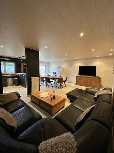 The175 work or holiday home in Comines-Warneton
