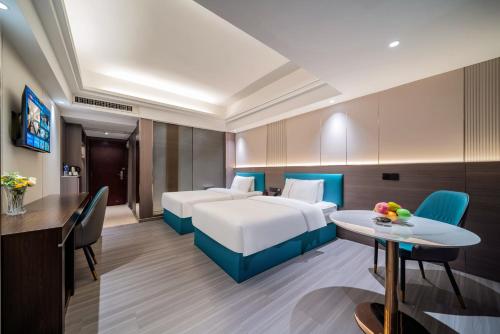 room detail thumbnail 1