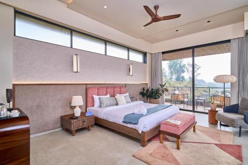 SaffronStays Eldora by the Lake in ฮาลิวาลี