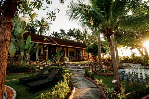 Surrounding environment, Polaris Beach and Dive Resort Inc in Loon