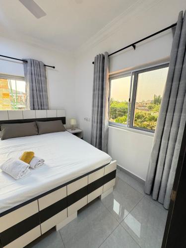 Ann luxurious Apartments 5 - image 2