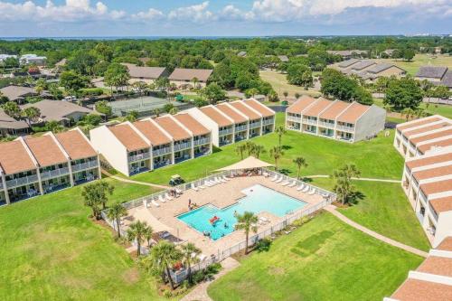 8 H Two Bedroom Condo - image 7