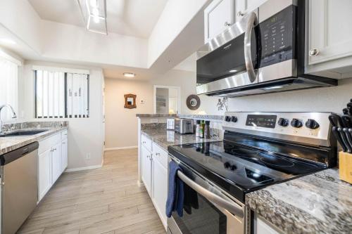 Little Fountain in ฟอร์ตแมคโดเวลล์